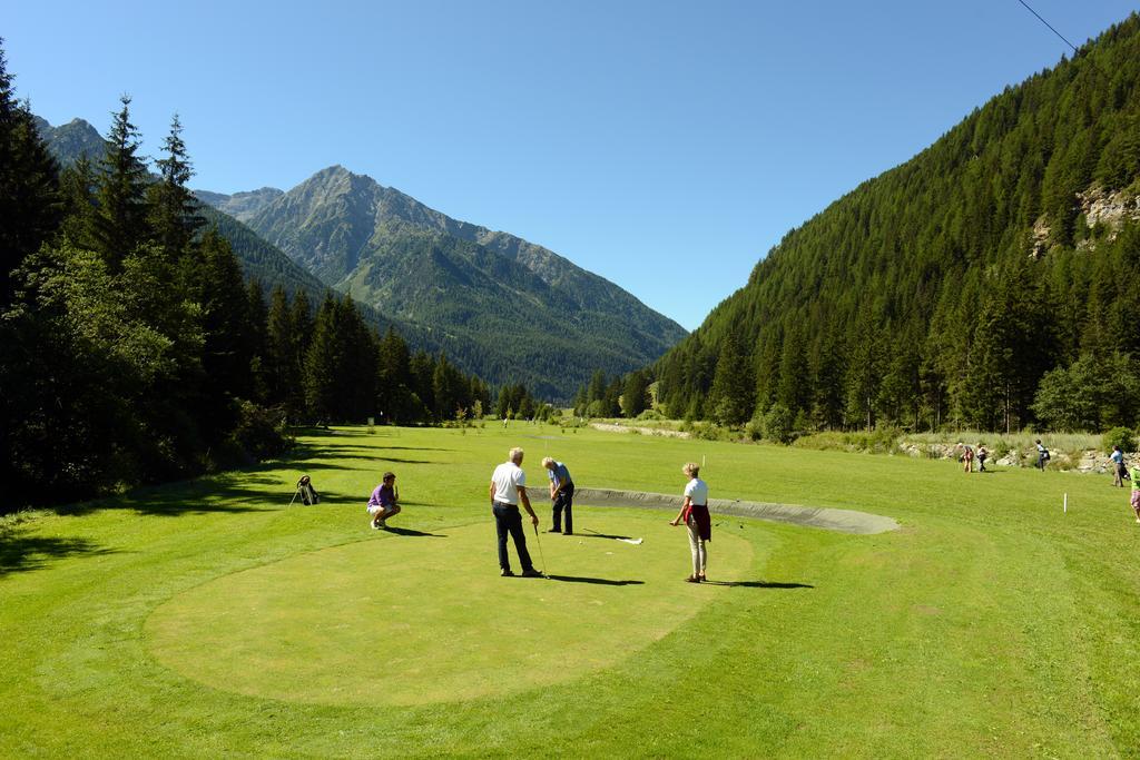 Santa San Hotel Champoluc Exterior foto
