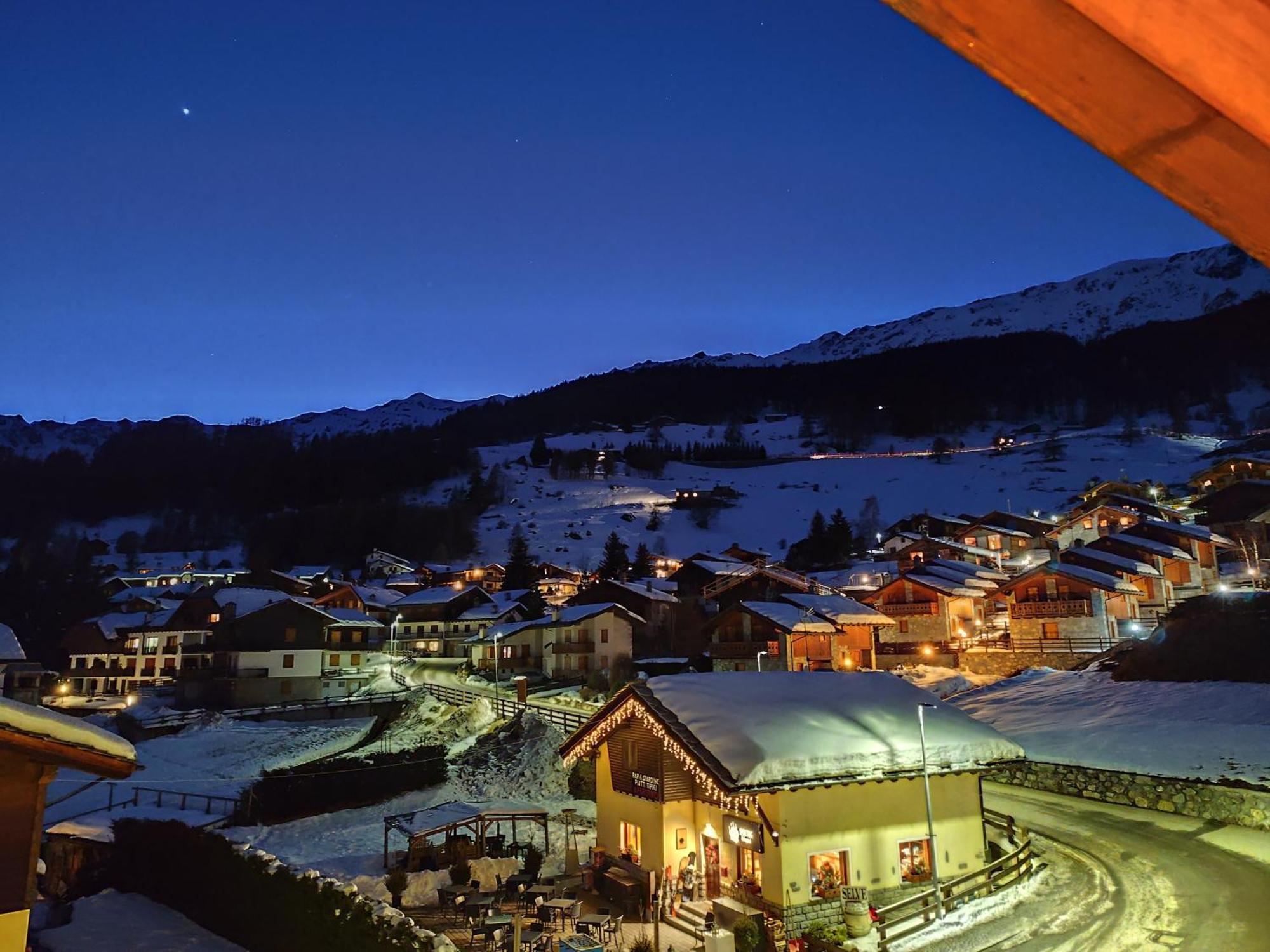 Santa San Hotel Champoluc Exterior foto